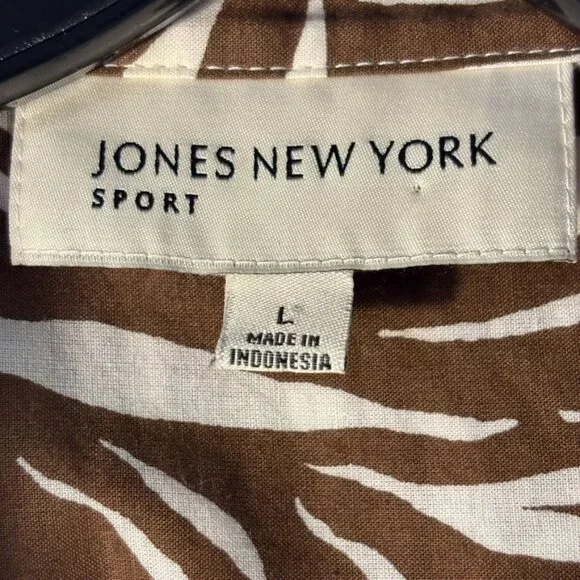 Jones New York Sport Brown & White Zebra Print Button-Up Long Sleeve Shirt - Picture 7 of 13